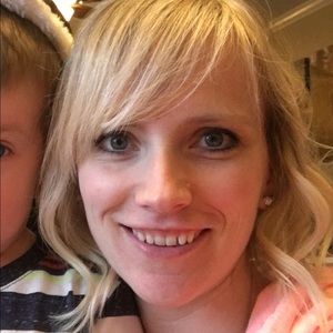 Meet your Posher, Deanna